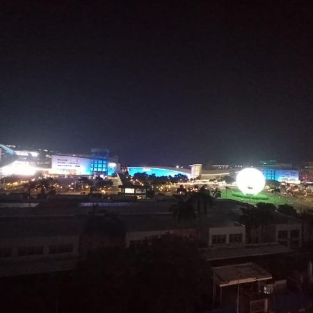 Sea Residences Moa Pasay City - Myra Condotel Bagian luar foto