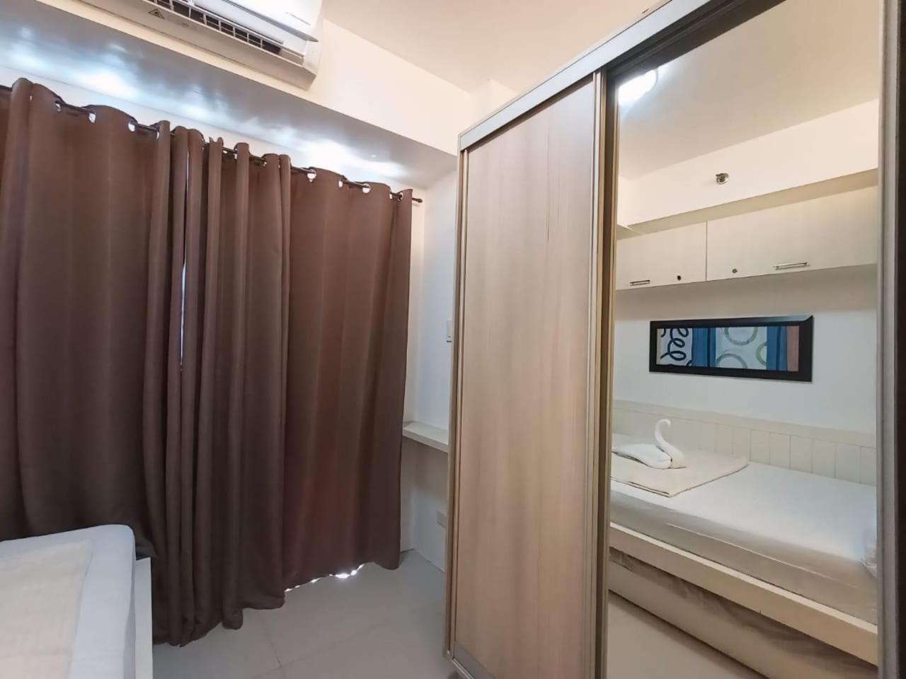 Sea Residences Moa Pasay City - Myra Condotel Bagian luar foto